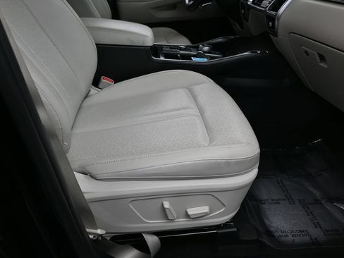 Used 2023 Kia Sorento EX FWD image 46