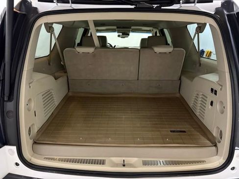 Used 2018 GMC Yukon XL Denali AWD/4WD image 12