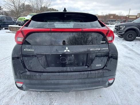 Used 2019 Mitsubishi Eclipse Cross LE image 4