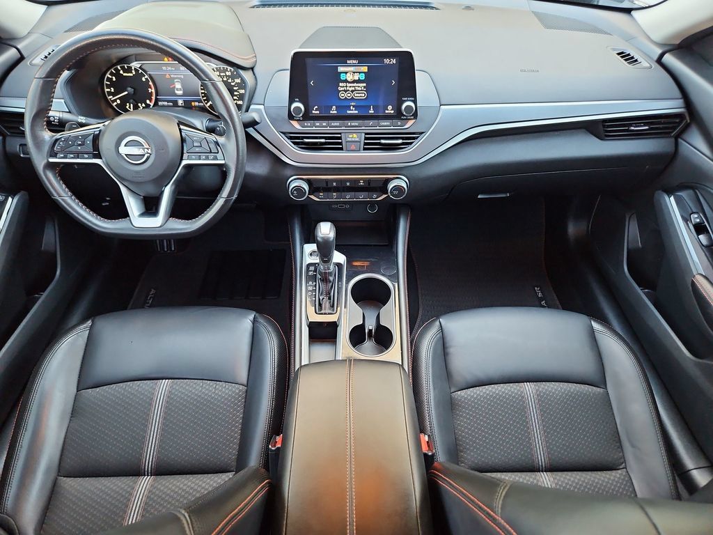 Used 2024 Nissan Altima 2.5 SR FWD image 16