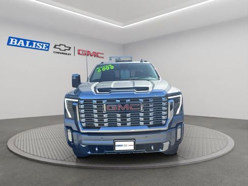 New 2025 GMC Sierra 2500 Denali w/ Technology Package image 3