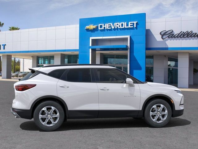 New 2025 Chevrolet Blazer LT w/ Convenience Package FWD image 31