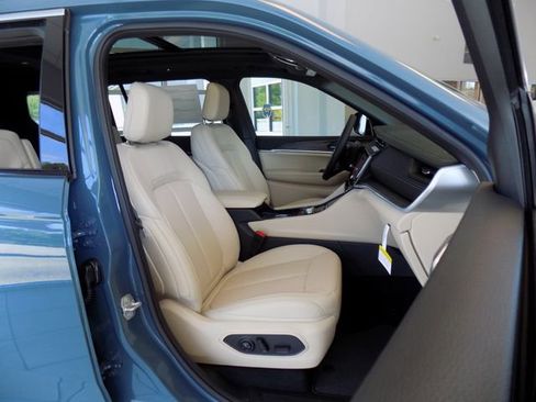 New 2026 Jeep Grand Cherokee L Limited RWD image 26