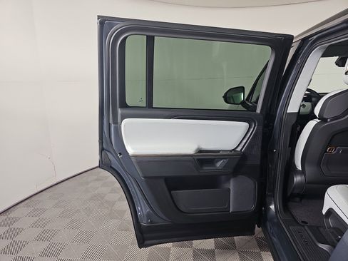 Used 2025 Rivian R1S Adventure image 17