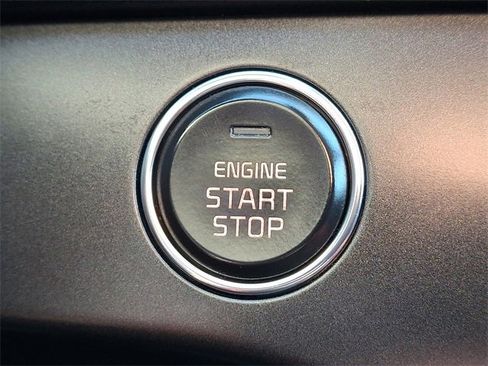 Certified 2022 Kia Sportage LX w/ LX AWD Value Edition Package image 21