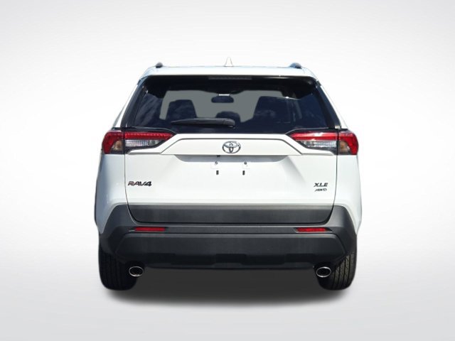 Used 2022 Toyota RAV4 XLE w/ Convenience Package AWD/4WD image 7