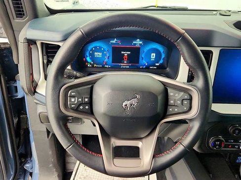 Used 2025 Ford Bronco Heritage Edition image 13