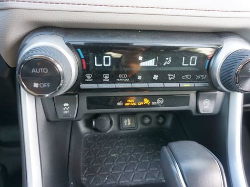 Used 2023 Toyota RAV4 XLE Premium FWD image 13