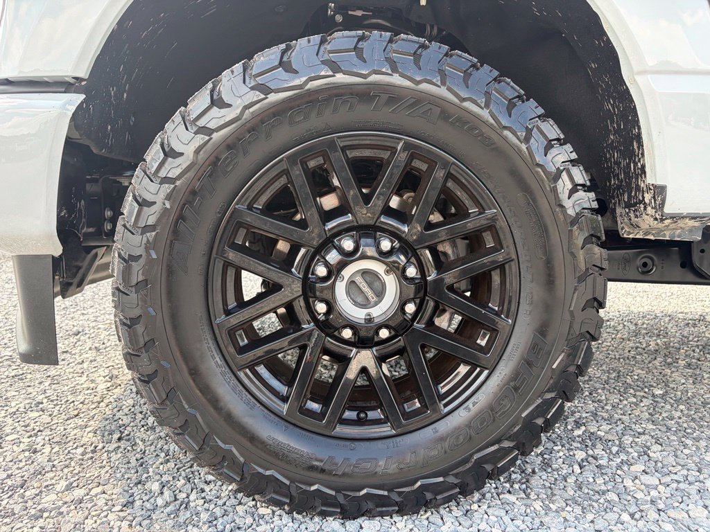 Used 2025 Ford F250 XLT w/ Black Appearance Package AWD/4WD image 14