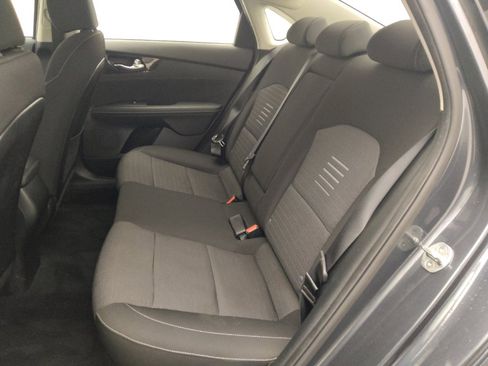 Used 2019 Kia Forte S image 18