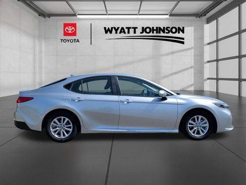 Certified 2025 Toyota Camry LE image 6