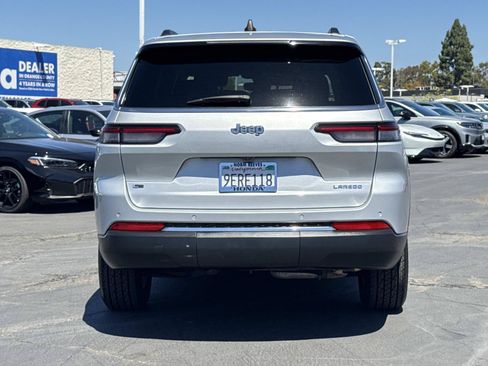 Used 2023 Jeep Grand Cherokee L Laredo RWD image 4