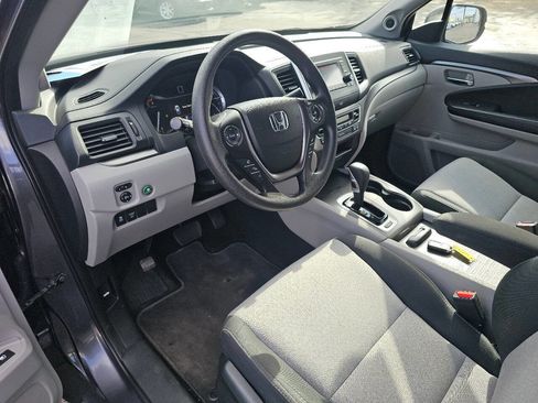 Used 2017 Honda Ridgeline RTS image 14