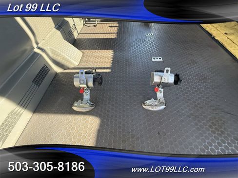 Used 2005 Ford E-150 and Econoline 150 XLT image 61