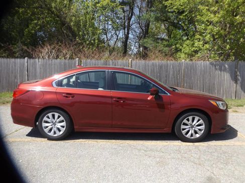 Used 2016 Subaru Legacy 2.5i Premium image 10