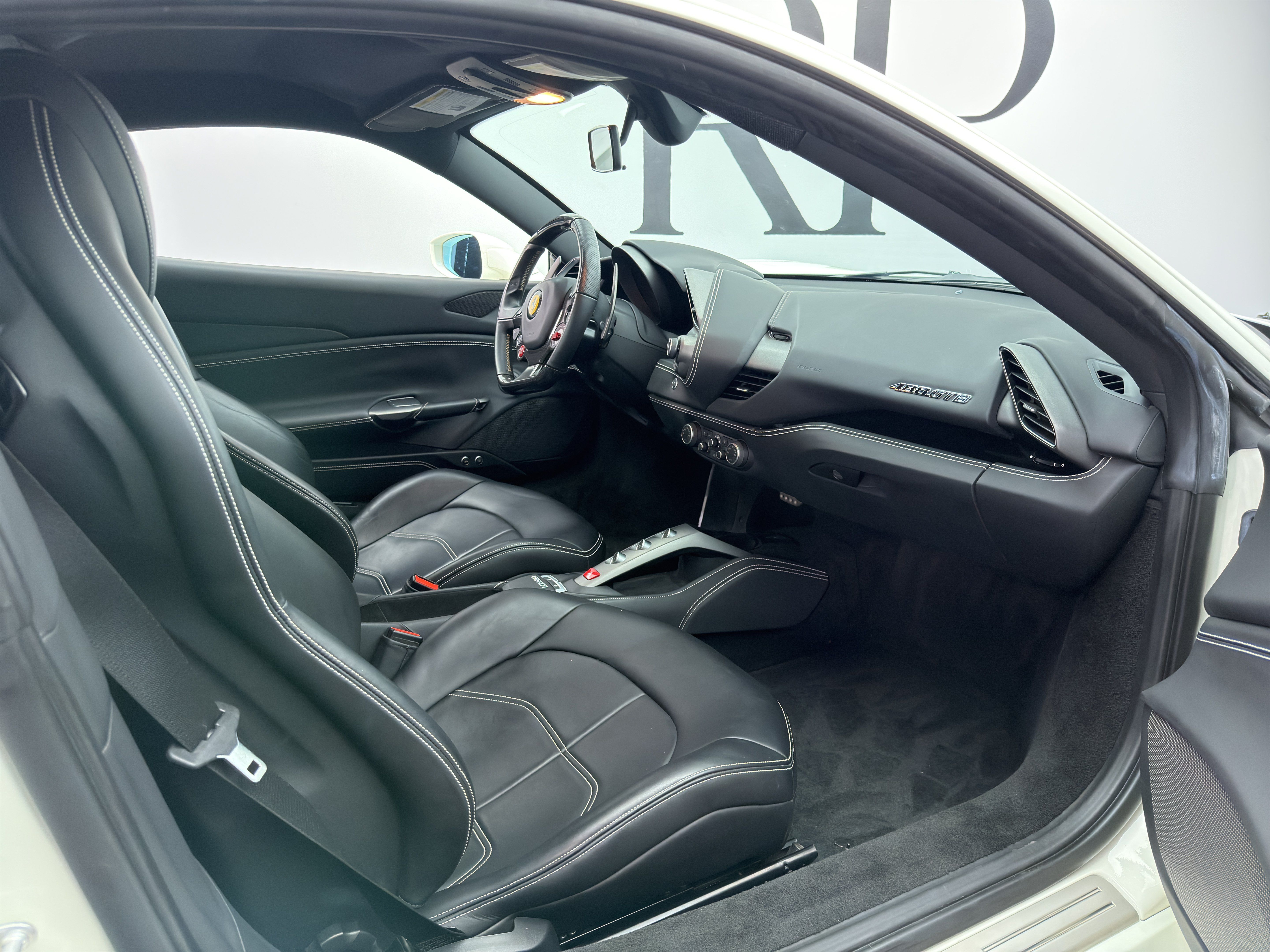 Used 2019 Ferrari 488 GTB RWD image 48