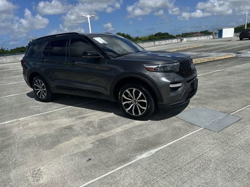 Used 2020 Ford Explorer ST w/ Premium Technology Package AWD/4WD image 16