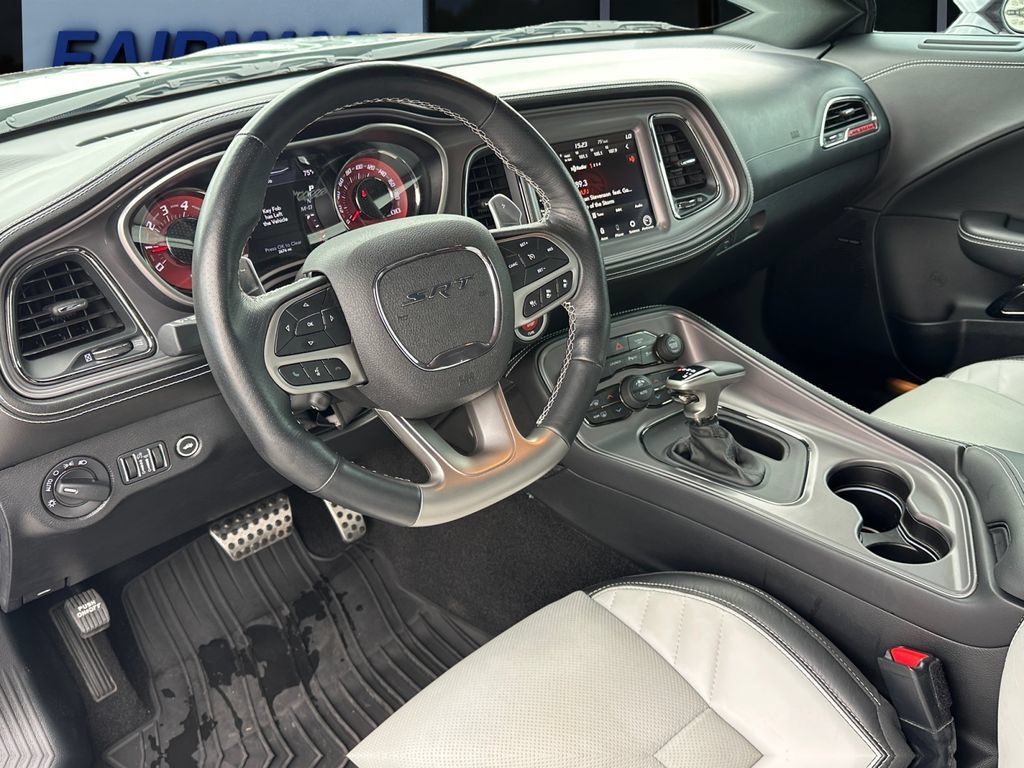 Used 2023 Dodge Challenger SRT Hellcat RWD image 15