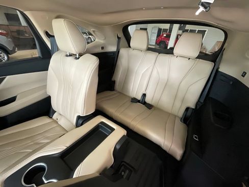 Certified 2026 Acura MDX SH-AWD w/ Advance Package image 26