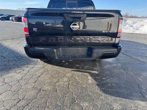 Used 2022 Nissan Frontier SV w/ Technology Package image 5