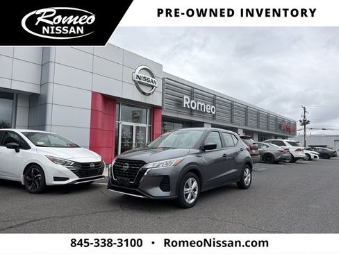 Certified 2024 Nissan Kicks S FWD image 1