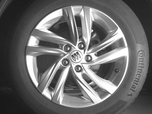 Used 2025 Buick Envista Preferred FWD image 14