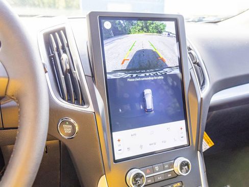 New 2024 Ford Edge SEL w/ Convenience Package image 22