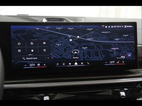 Used 2025 BMW X7 M60i AWD/4WD image 9