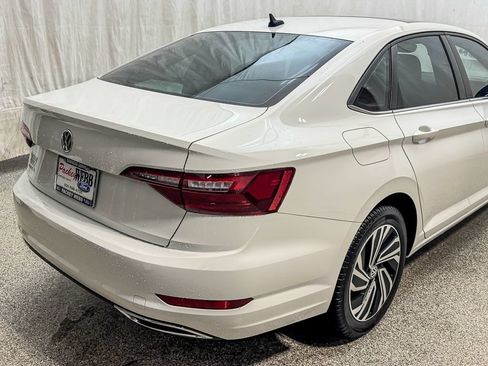 Used 2021 Volkswagen Jetta SEL Premium FWD image 7