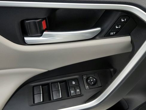 Certified 2025 Toyota RAV4 XLE Premium w/ Weather Package AWD/4WD image 18