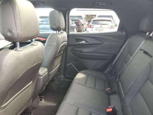 Used 2024 Chevrolet TrailBlazer RS w/ Convenience Package AWD/4WD image 9