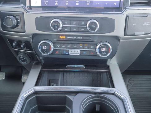 Certified 2022 Ford F250 Lariat w/ Tremor Off-Road Package image 26