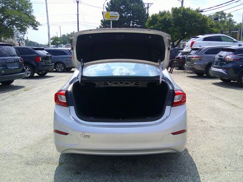 Used 2017 Chevrolet Cruze LS image 11