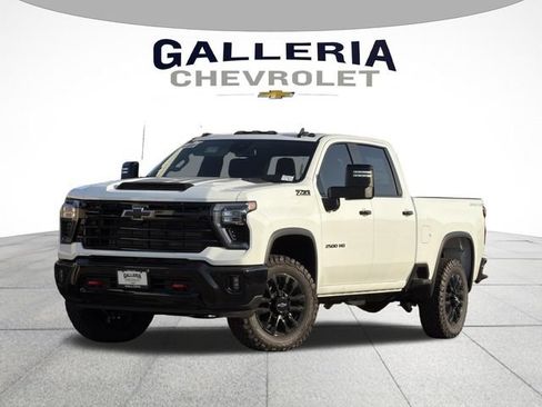 New 2026 Chevrolet Silverado 2500 LT w/ Trail Boss Package AWD/4WD image 1