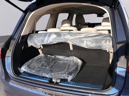 New 2026 Mercedes-Benz GLS 450 4MATIC image 18