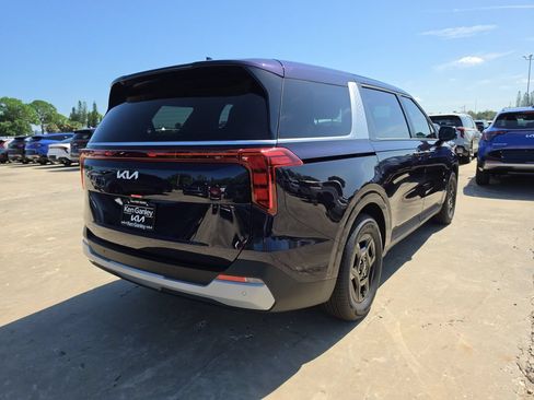 New 2027 Kia Carnival LX FWD image 8
