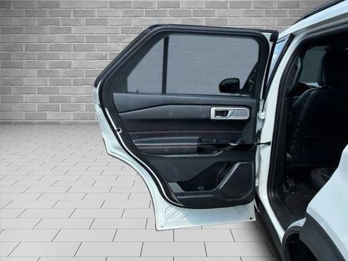 Certified 2023 Ford Explorer ST-Line w/ Class IV Trailer Tow Package AWD/4WD image 10