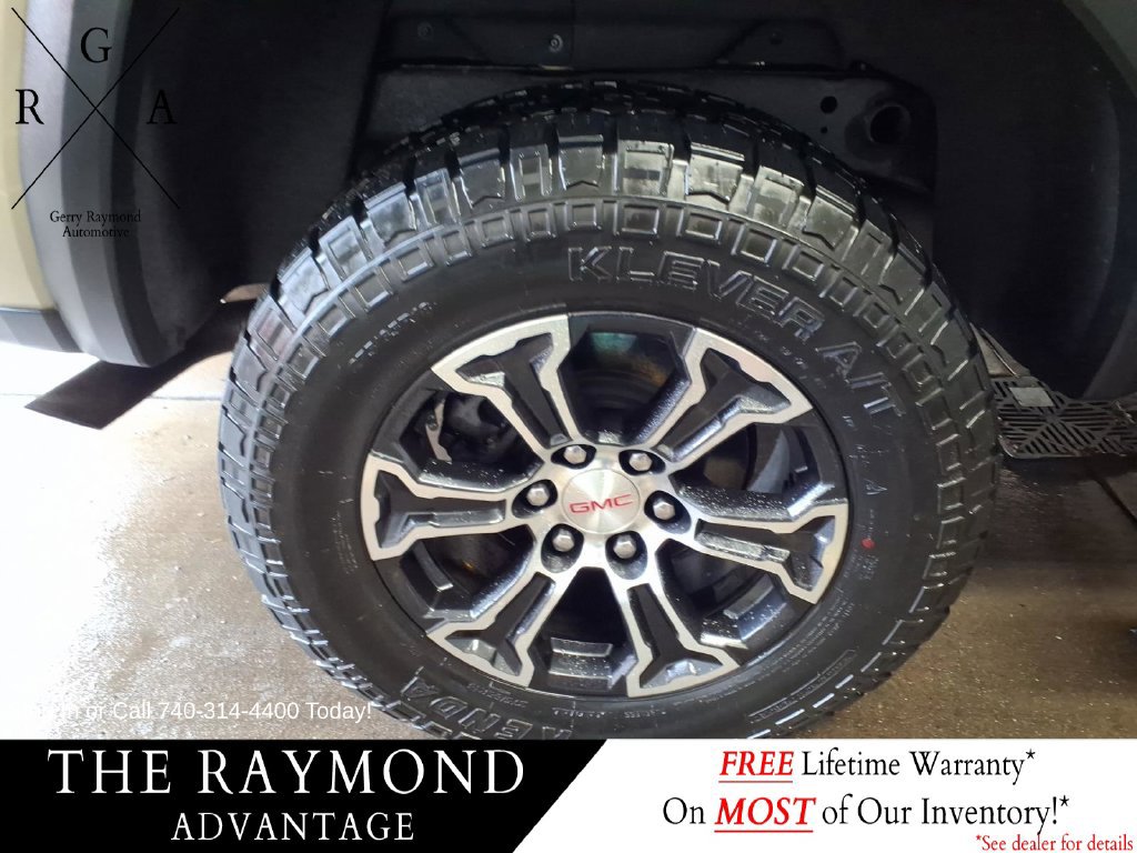 Used 2024 GMC Canyon AT4 w/ Technology Package AWD/4WD image 24