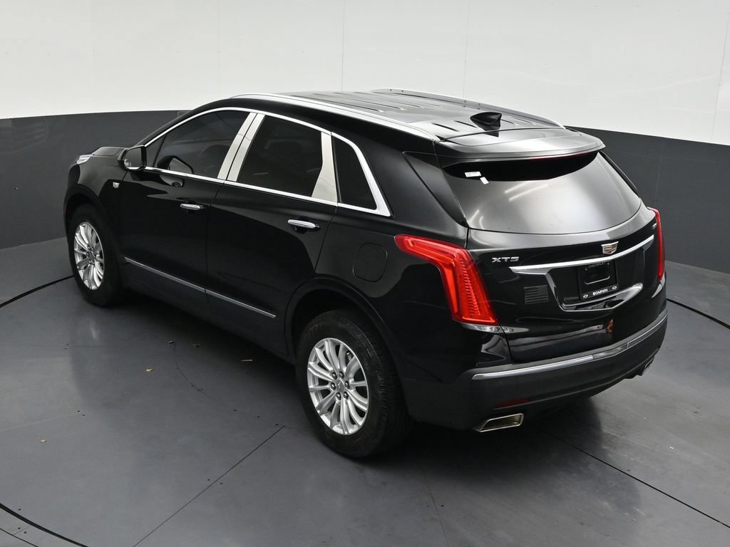 Used 2017 Cadillac XT5 FWD image 23