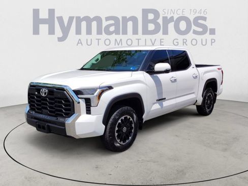 Used 2023 Toyota Tundra SR5 w/ TRD Off-Road Package AWD/4WD image 7