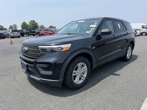 Used 2022 Ford Explorer 4WD image 2