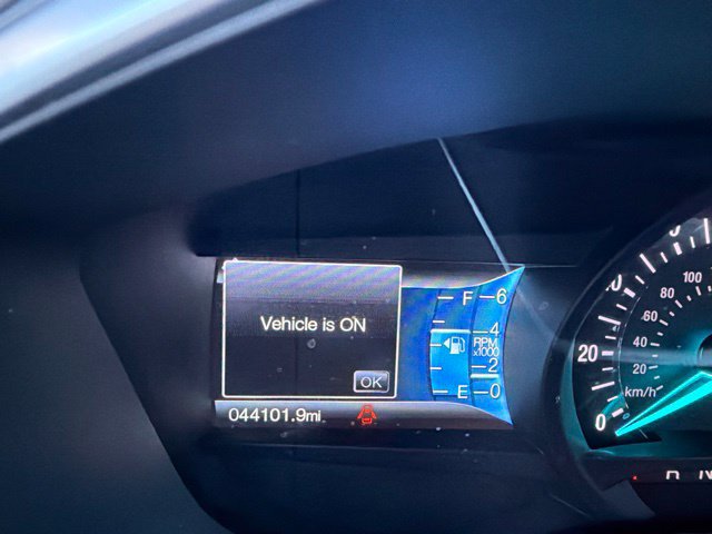 Used 2015 Ford Fusion SE FWD image 10