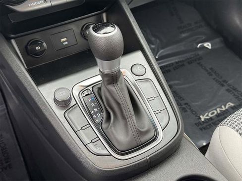 Used 2023 Hyundai Kona SE w/ Cargo Package image 29