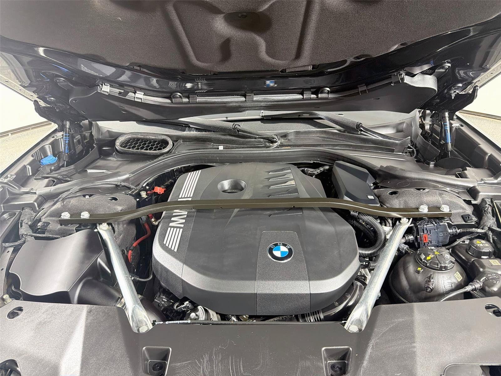 Used 2023 BMW 740i RWD image 30