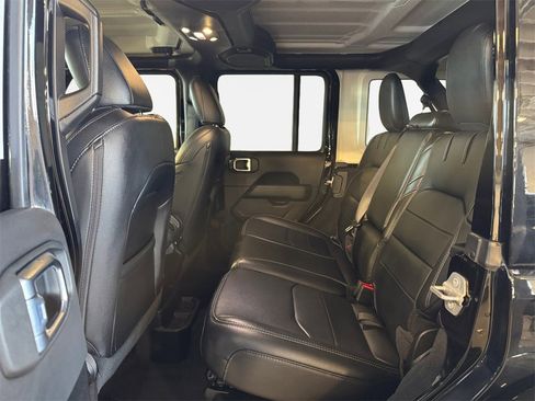 Used 2022 Jeep Wrangler Unlimited Sahara w/ Cold Weather Group image 24