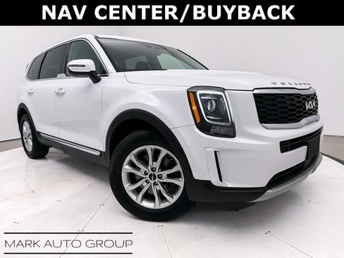 Used 2022 Kia Telluride LX image 1