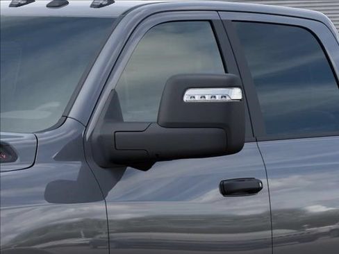 New 2026 RAM 2500 Big Horn AWD/4WD image 13