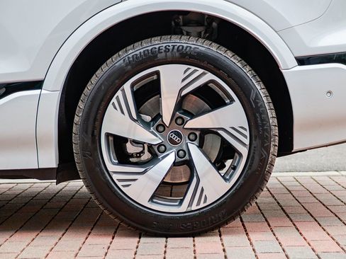 Certified 2025 Audi Q6 e-tron Premium Plus w/ Premium Plus image 10