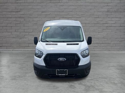 Used 2025 Ford Transit 250 148 Medium Roof RWD image 2