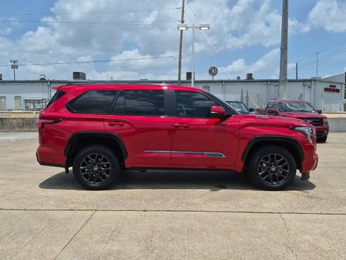 Certified 2025 Toyota Sequoia Platinum AWD/4WD image 7